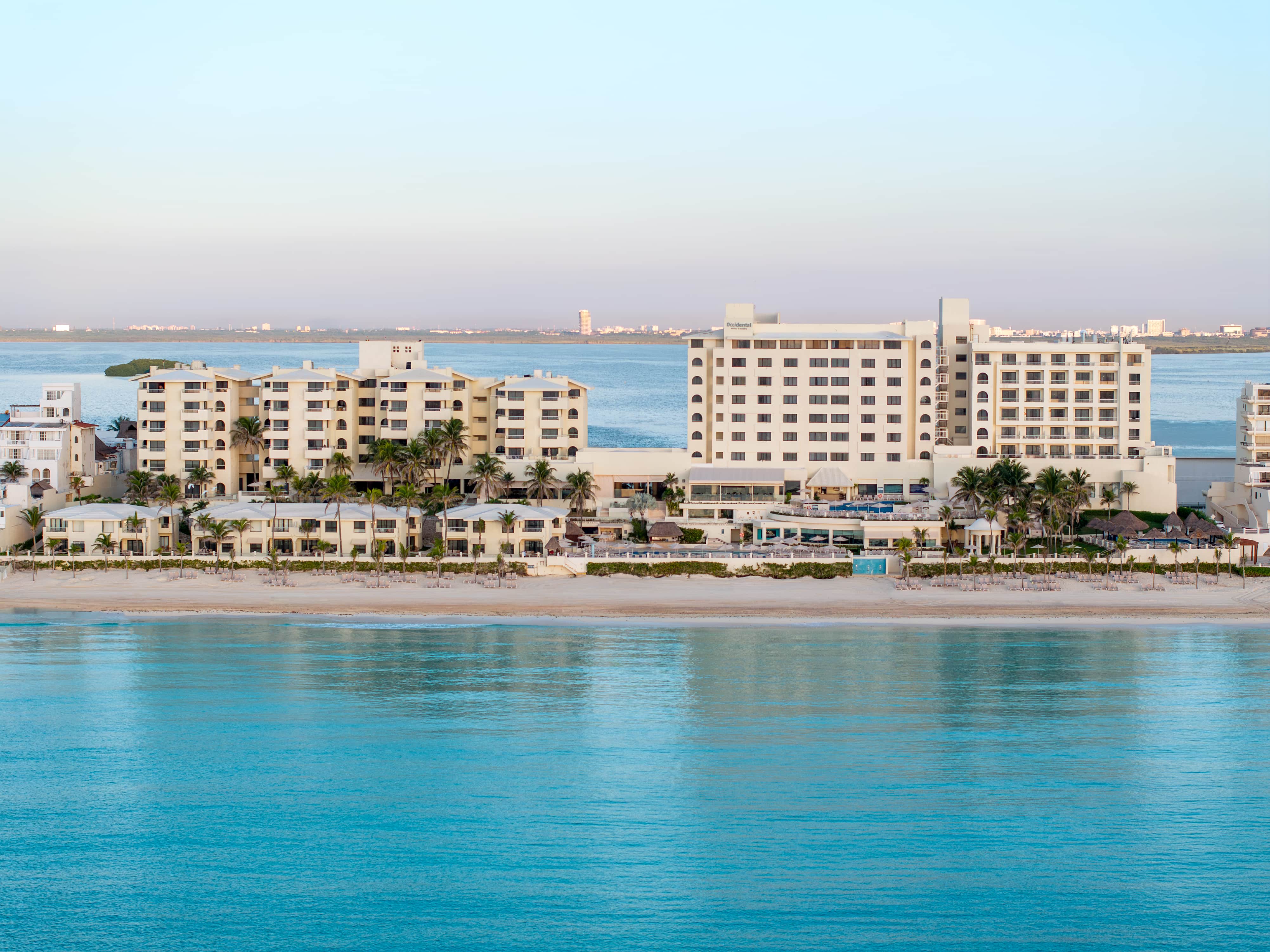 Occidental Tucancún