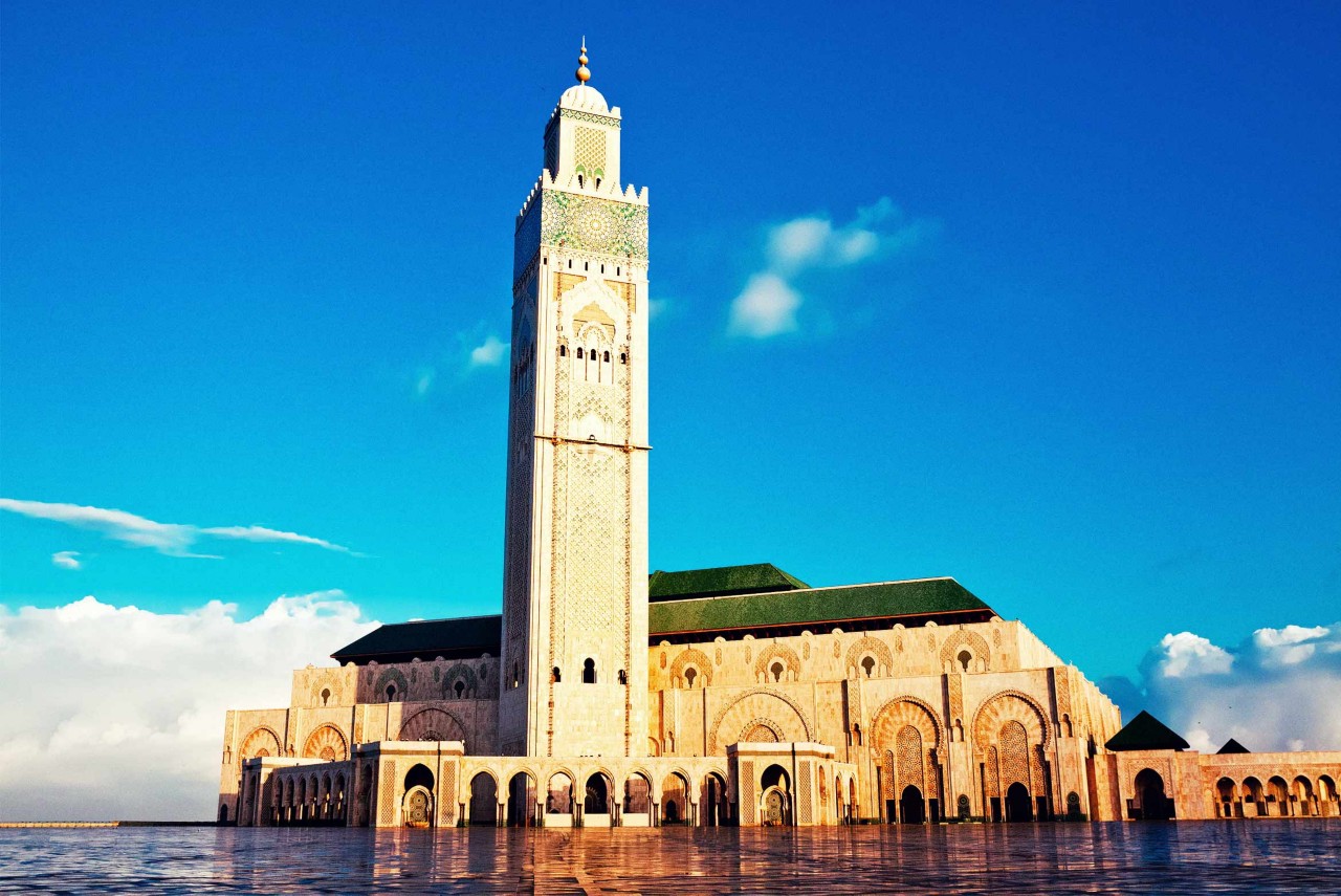 pin-and-travel-travel-to-casablanca-mosque-@2x
