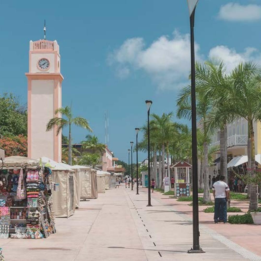 Discover the best shopping experiences in Cozumel