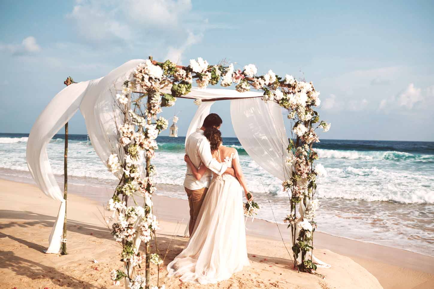 6 beaches for romantic oceanside weddings — Beach weddings