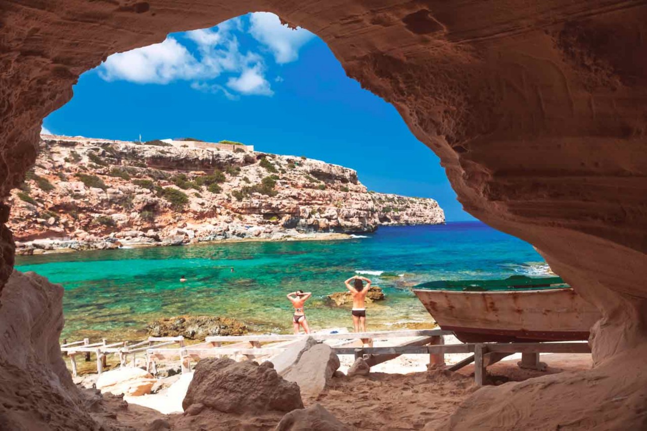 Herrliche Insel: die Fähre von Ibiza nach Formentera fährt mehrmals stündlich.