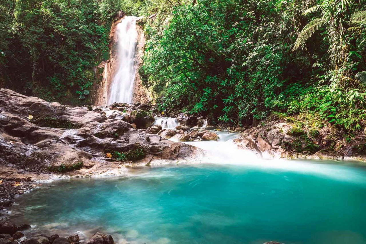 Río Celeste im Nationalpark Vulkan Tenorio, Costa Rica