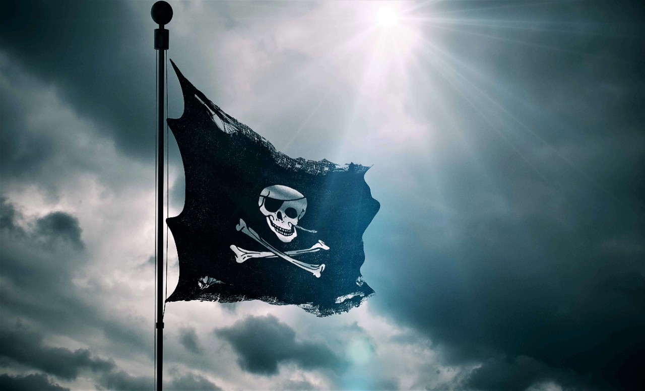 Piraten-Flagge Im Blauer Himmel-Hintergrund Stockfoto - Bild von piraten,  ängstlich: 94418970