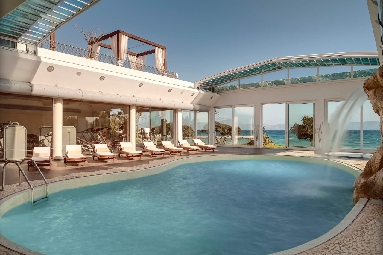 Wellness im Sommer: das Barceló Hydra Beach Resort mit Blick aufs Mittelmeer.