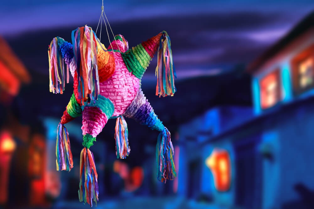 Die besten Reiseziele über Weihnachten: Mexiko, Piñata.