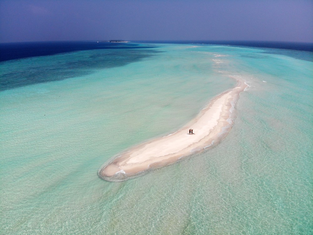 Malediven-Urlaub Tipps: Ausflug auf einer Sandbank.
