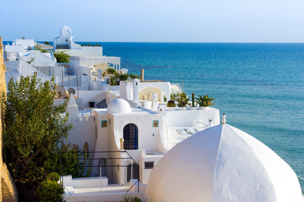 Uncover the hidden corners of the city of Tunis, full of culture and rich history and discover the best things to do in Tunisia while on holiday